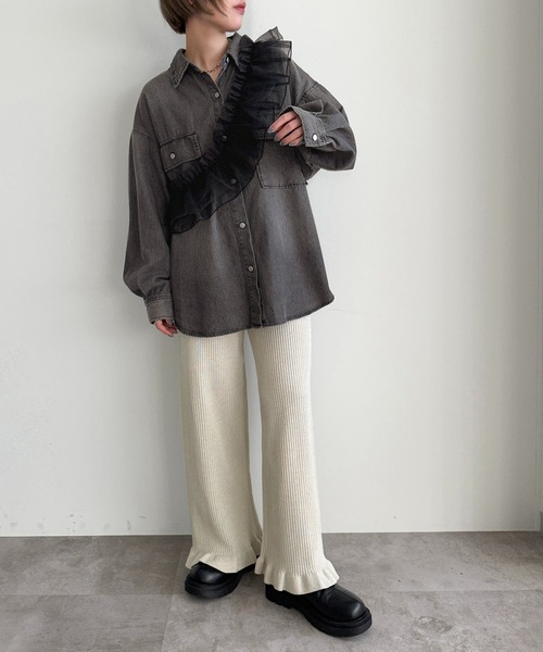 apres jour mignon(アプレジュールミニョン)の「オーバーダイデニムシャツ【ZOZOTOWN限定アイテム】(シャツ/ブラウス・レディース・ブラック/インディゴブルー/ブルー・X-LARGE/フリー)」の15枚目の写真