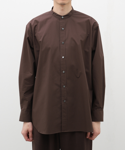 EDIFICE LA BOUCLE(エディフィスラブークル)の「【LA BOUCLE / ラブ―クル】120/2SUVIN タイプライター バンドカラーシャツ(シャツ/ブラウス・メンズ・ホワイト/ライトグレー/ブラウン・MEDIUM/LARGE)」の5枚目の写真