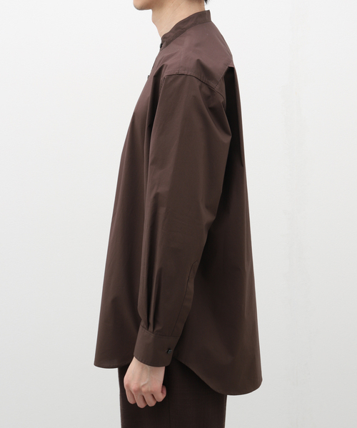 EDIFICE LA BOUCLE(エディフィスラブークル)の「【LA BOUCLE / ラブ―クル】120/2SUVIN タイプライター バンドカラーシャツ(シャツ/ブラウス・メンズ・ホワイト/ライトグレー/ブラウン・MEDIUM/LARGE)」の6枚目の写真