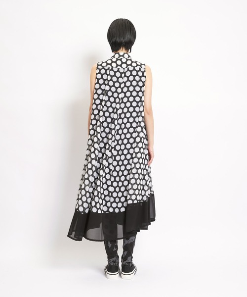 gomme（ゴム）の「ドットシフォン　ウェイブシャツワンピース（シャツワンピース・レディース・ブラック×ホワイト・MEDIUM）」の3枚目の写真