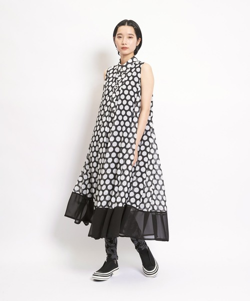 gomme（ゴム）の「ドットシフォン　ウェイブシャツワンピース（シャツワンピース・レディース・ブラック×ホワイト・MEDIUM）」の17枚目の写真