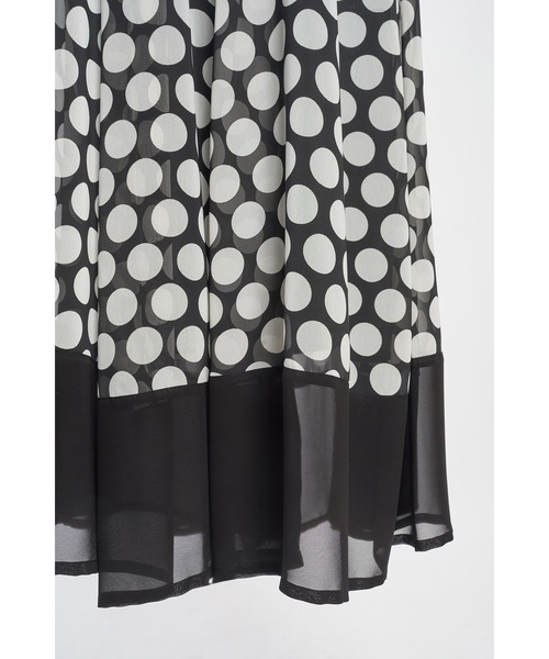 gomme（ゴム）の「ドットシフォン　ウェイブシャツワンピース（シャツワンピース・レディース・ブラック×ホワイト・MEDIUM）」の7枚目の写真