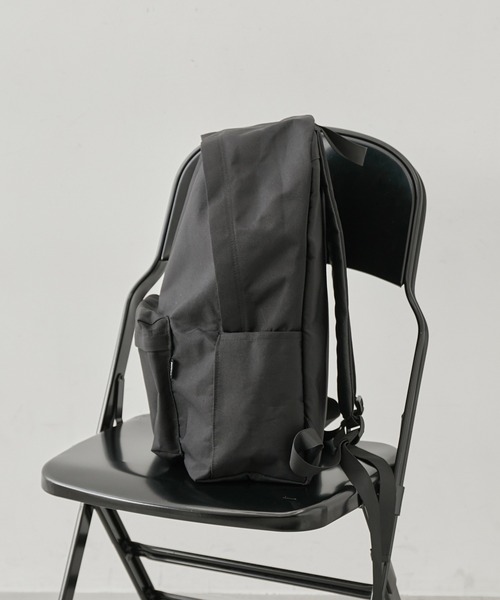 JUNRED（ジュンレッド）の「【 PACKING / パッキング 】PC PADED BACKPACK / パデッド バックパック（バックパック/リュック・メンズ・ブラック・FREE）」の2枚目の写真