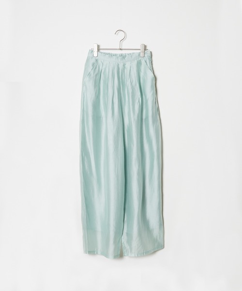 AO2（アオズ）の「Sheer Curved Pants / シアーカーブパンツ（スラックス・レディース・ブラック/ホワイト/グリーン・M/L）」の6枚目の写真