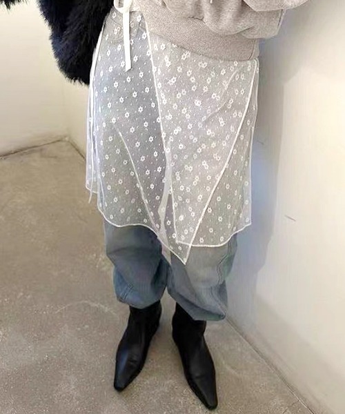 SEN TOKYO(セントーキョー)の「いつものコーデに一癖。レースレイヤード巻きスカート(スカート・レディース・ブラック/ホワイト・FREE)」の4枚目の写真