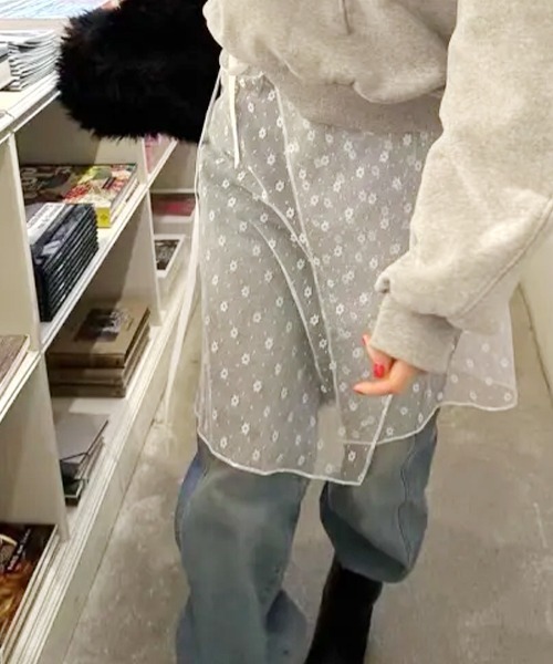 SEN TOKYO(セントーキョー)の「いつものコーデに一癖。レースレイヤード巻きスカート(スカート・レディース・ブラック/ホワイト・FREE)」の5枚目の写真