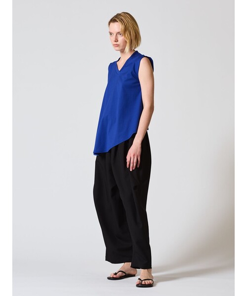 mizuiroind（ミズイロインド）の「mizuiro ind Vネック アシンメトリー ノースリーブ プルオーバー（Tシャツ/カットソー・レディース・ライトブルー/ブラック/オフホワイト/ブルー/グレー・FREE）」の16枚目の写真