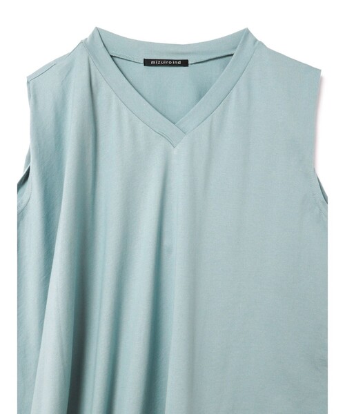mizuiroind（ミズイロインド）の「mizuiro ind Vネック アシンメトリー ノースリーブ プルオーバー（Tシャツ/カットソー・レディース・ライトブルー/ブラック/オフホワイト/ブルー/グレー・FREE）」の19枚目の写真