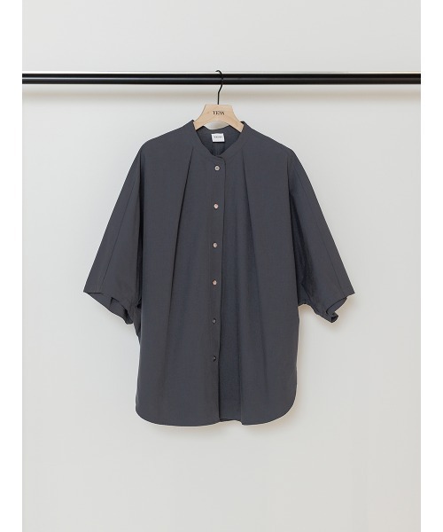 YENN（イエン）の「YENN ラウンドフォルムシャツ（シャツ/ブラウス 