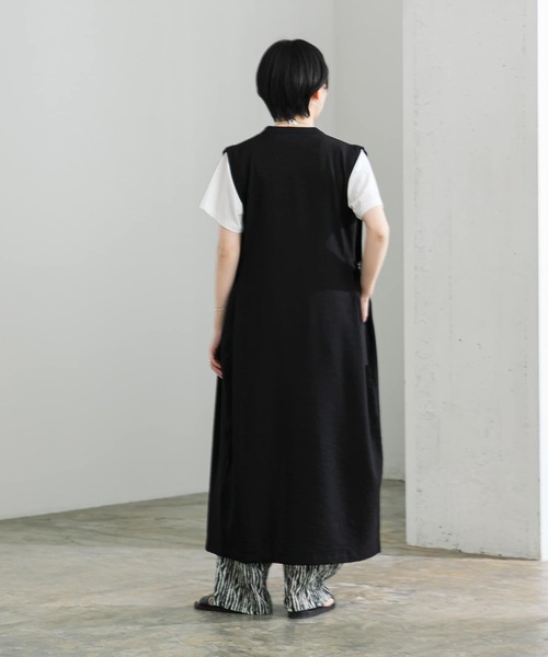 URBAN RESEARCH（アーバンリサーチ）の「サイドベルトジレワンピース（ワンピース・レディース・ブラック/カーキ・FREE）」の15枚目の写真