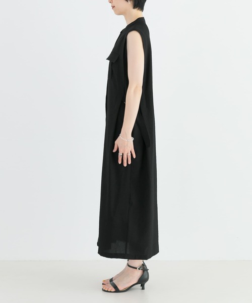 URBAN RESEARCH（アーバンリサーチ）の「サイドベルトジレワンピース（ワンピース・レディース・ブラック/カーキ・FREE）」の3枚目の写真