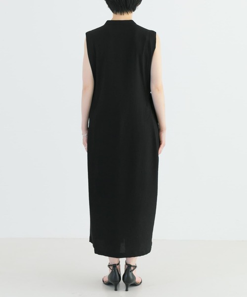 URBAN RESEARCH（アーバンリサーチ）の「サイドベルトジレワンピース（ワンピース・レディース・ブラック/カーキ・FREE）」の4枚目の写真