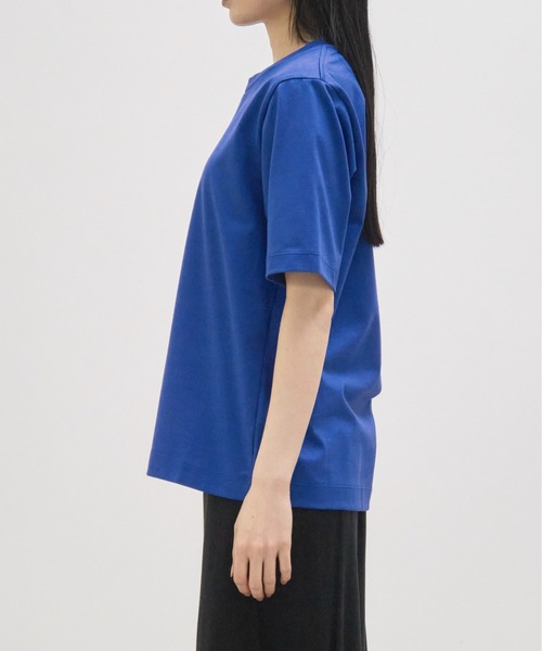 CINOH(チノ)の「【CINOH/チノ】別注 REFINA COMPACT TEE/リフィナコットンコンパクトTシャツ/シンプルTシャツ(Tシャツ/カットソー・レディース・グレー/ブルー/オフホワイト・36/38)」の9枚目の写真