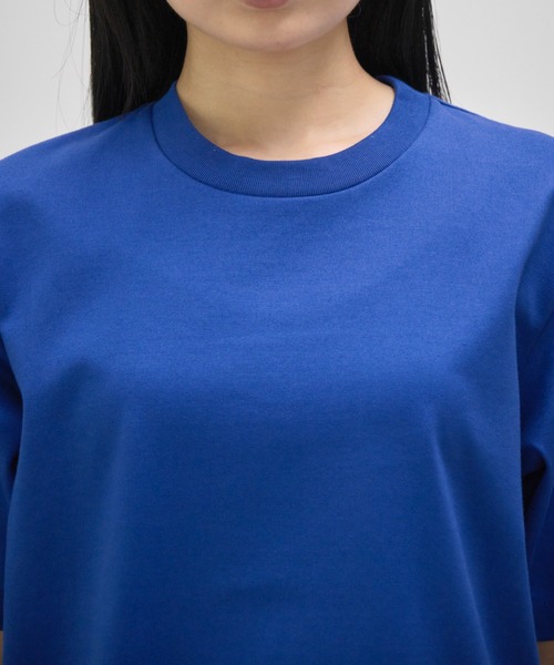 CINOH(チノ)の「【CINOH/チノ】別注 REFINA COMPACT TEE/リフィナコットンコンパクトTシャツ/シンプルTシャツ(Tシャツ/カットソー・レディース・グレー/ブルー/オフホワイト・36/38)」の11枚目の写真