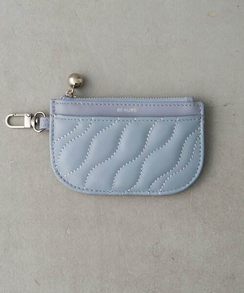 Beau're(ヴュレ)の「【BEAURE ビュレ】ウェーブキルティング フラグメントケース(パスケース・レディース・ブラック/ピンク/シルバー/ブルー/ライトベージュ・0)」の14枚目の写真