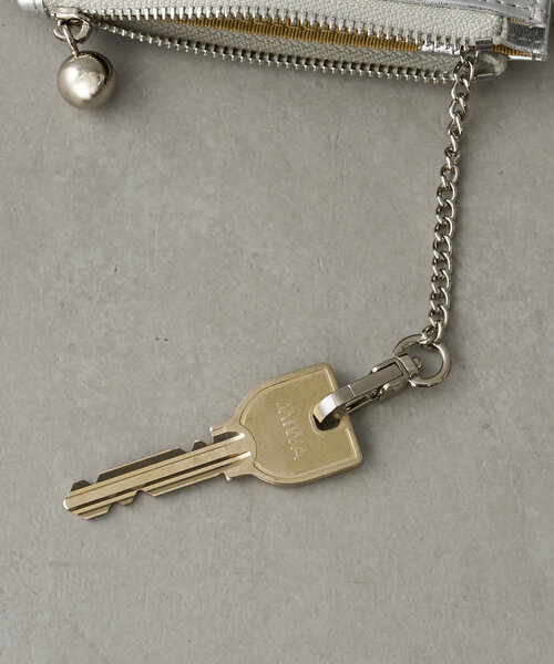 Beau're(ヴュレ)の「【BEAURE ビュレ】ウェーブキルティング フラグメントケース(パスケース・レディース・ブラック/ピンク/シルバー/ブルー/ライトベージュ・0)」の8枚目の写真