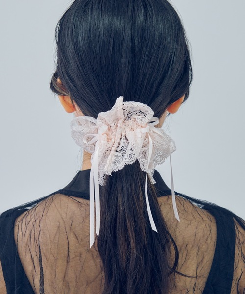 GOLDY（ゴールディ）の「レース リボン ハング シュシュ（シュシュ・レディース・ブラック/ピンク/レッド/ホワイト・FREE）」の3枚目の写真