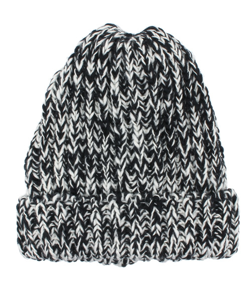HIGHLAND 2000（ハイランドトゥーサウザンド）の「HIGHLAND2000ニットキャップ/204-HL2-1001（ニットキャップ/ビーニー・レディース・ブラック系その他/ブラック/ホワイト・FREE）」の3枚目の写真