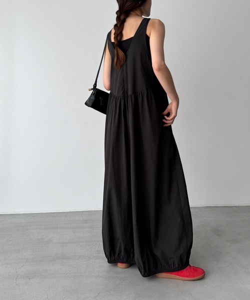 CANAL JEAN（キャナルジーン）の「RED CHOP WORKS　コットンバルーンワンピース（ワンピース・レディース・ブラック・ONE SIZE）」の4枚目の写真