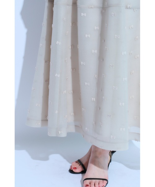 11/23限定価格☆【美品】マイストラーダ リボン刺繍スカート