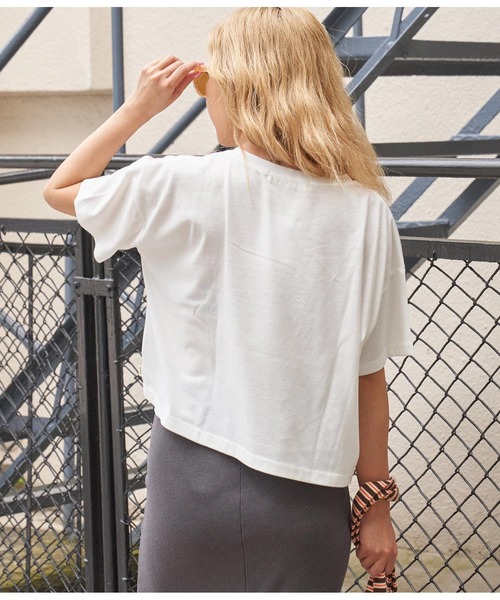 anap mimpi（アナップミンピ）の「メッセージ刺繍 Tシャツ（Tシャツ/カットソー・レディース・ベージュ系その他/ホワイト/ブラック・FREE）」の7枚目の写真