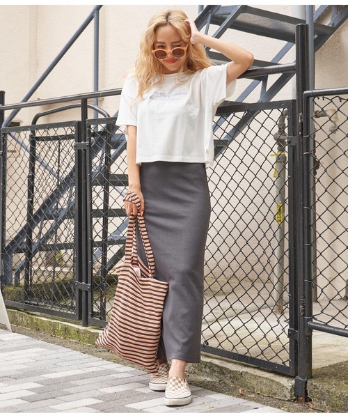 anap mimpi（アナップミンピ）の「メッセージ刺繍 Tシャツ（Tシャツ/カットソー・レディース・ベージュ系その他/ホワイト/ブラック・FREE）」の8枚目の写真