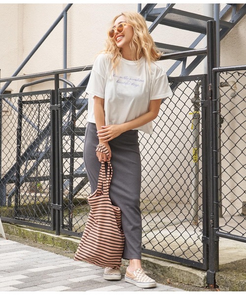 anap mimpi（アナップミンピ）の「メッセージ刺繍 Tシャツ（Tシャツ/カットソー・レディース・ベージュ系その他/ホワイト/ブラック・FREE）」の9枚目の写真