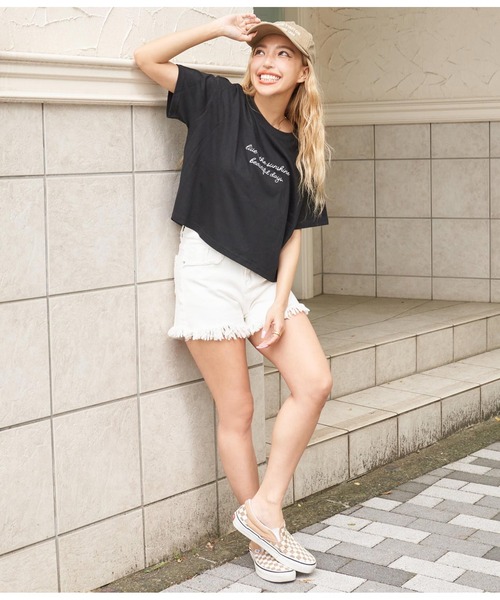 anap mimpi（アナップミンピ）の「メッセージ刺繍 Tシャツ（Tシャツ/カットソー・レディース・ベージュ系その他/ホワイト/ブラック・FREE）」の12枚目の写真