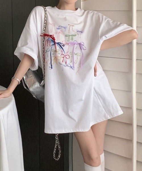 LAFFMO（ラフモ）の「リボン付きフォトプリントTシャツ（Tシャツ/カットソー・レディース・ホワイト・F）」の6枚目の写真