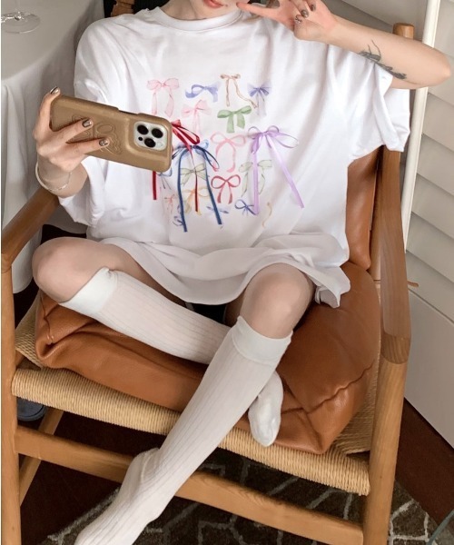 LAFFMO（ラフモ）の「リボン付きフォトプリントTシャツ（Tシャツ/カットソー・レディース・ホワイト・F）」の9枚目の写真