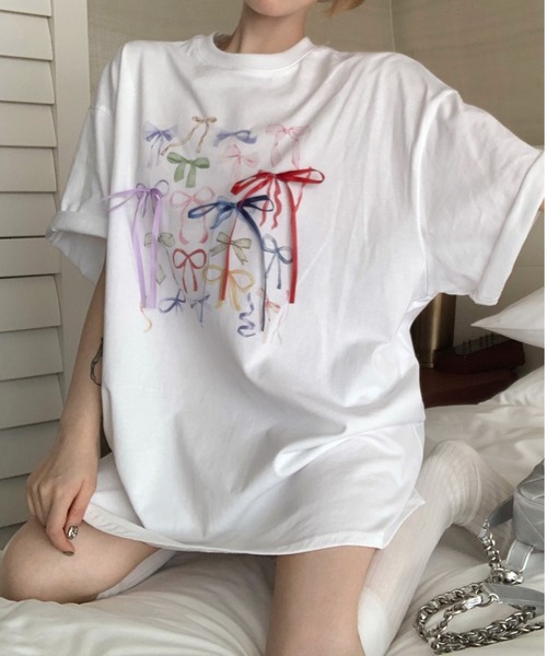 LAFFMO（ラフモ）の「リボン付きフォトプリントTシャツ（Tシャツ/カットソー・レディース・ホワイト・F）」の2枚目の写真