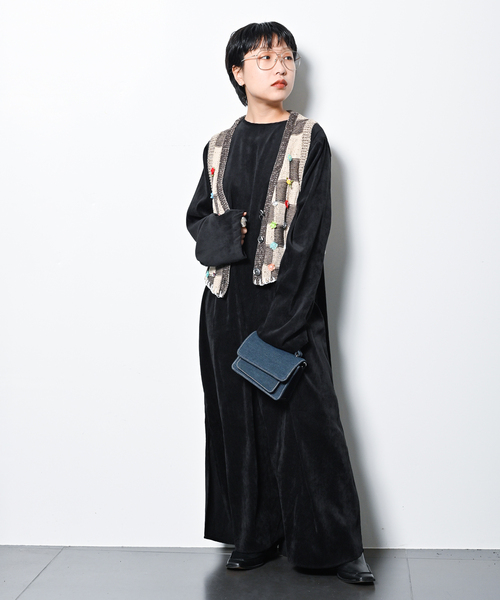 CITYSHOP(シティーショップ)の「《追加》VELVETEEN KAFTAN DRESS:ワンピース(ワンピース・レディース・ブラック/ブルー系その他/ホワイト・36/38)」の6枚目の写真