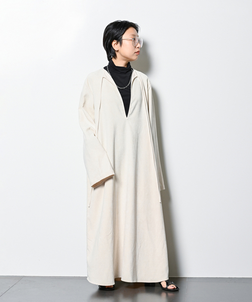CITYSHOP(シティーショップ)の「《追加》VELVETEEN KAFTAN DRESS:ワンピース(ワンピース・レディース・ブラック/ブルー系その他/ホワイト・36/38)」の18枚目の写真