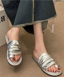 プリーツベルトサンダル