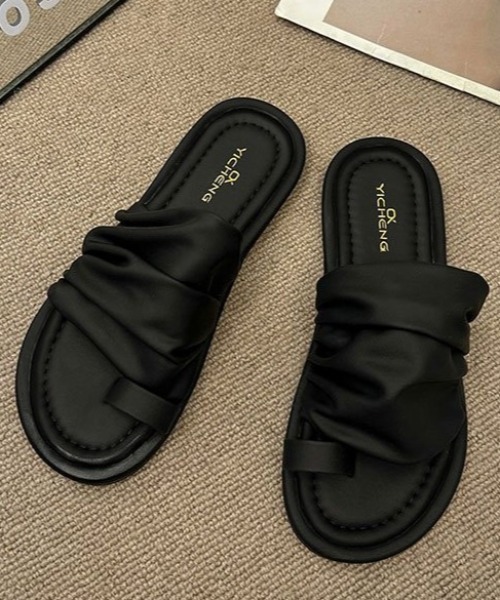 mebole（メボレ）の「プリーツベルトサンダル（サンダル・レディース・ブラック/アイボリー/シルバー・LARGE/MEDIUM/SMALL）」の20枚目の写真
