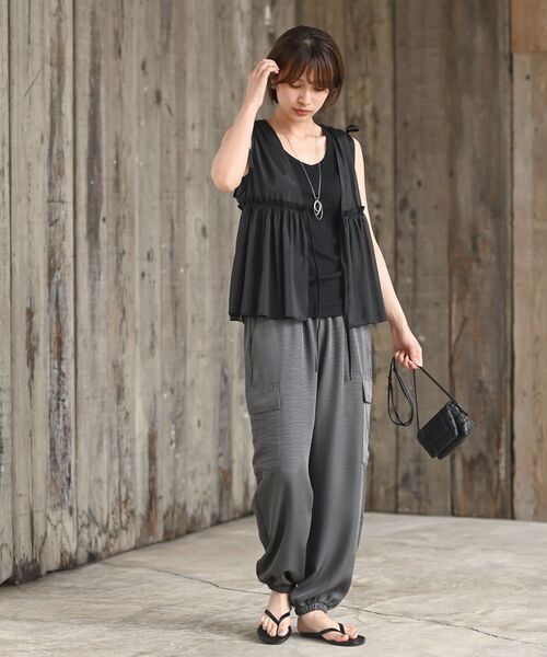 rps（アールピーエス）の「光沢シアーリボンベスト（ベスト・レディース・ブラック/アイボリー/チャコールグレー・フリー）」の20枚目の写真