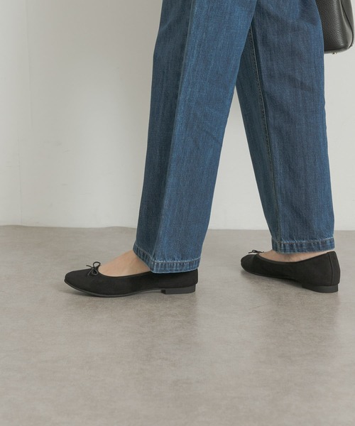 URBAN RESEARCH DOORS(アーバンリサーチドアーズ)の「やわらかスエードバレエシューズ(バレエシューズ・レディース・ブラウン系その他/ブラック/ブルー・37/36/38)」の2枚目の写真