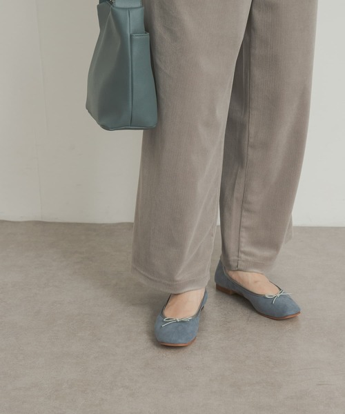 URBAN RESEARCH DOORS(アーバンリサーチドアーズ)の「やわらかスエードバレエシューズ(バレエシューズ・レディース・ブラウン系その他/ブラック/ブルー・37/36/38)」の7枚目の写真