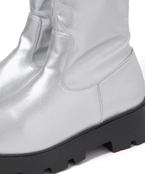 LAKOLE（ラコレ）の「ストレッチ厚底ブーツ / 140354（ブーツ・レディース・ブラック/シルバー・MEDIUM/LARGE）」の17枚目の写真