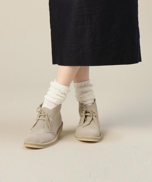 Clarks(クラークス)の「【ノベルティ付き】BY Clarks デザートブーツ made in UK ◆(ブーツ・レディース・ベージュ/ブラウン・4/6/5)」の4枚目の写真