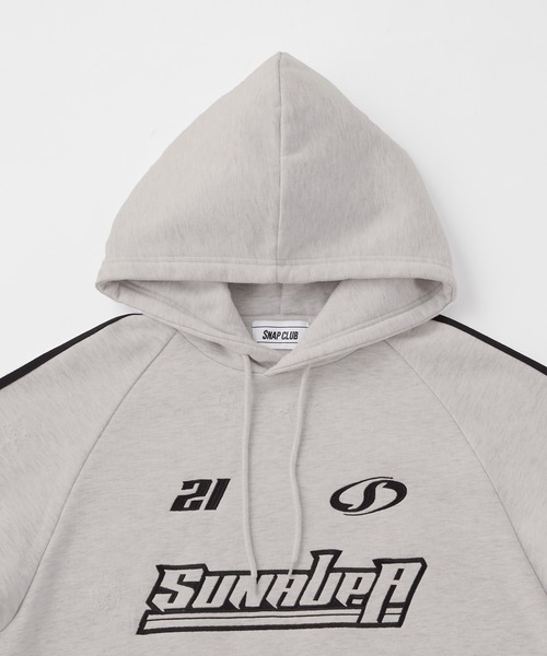 Snap club（スナップクラブ）の「【Snap club】ダメージドロストサイドラインゲームパーカー（パーカー・レディース・グレー/ネイビー/スミクロ/グレイッシュベージュ・M/L）」の7枚目の写真