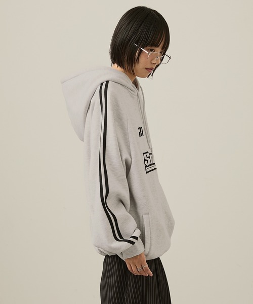 Snap club（スナップクラブ）の「【Snap club】ダメージドロストサイドラインゲームパーカー（パーカー・レディース・グレー/ネイビー/スミクロ/グレイッシュベージュ・M/L）」の21枚目の写真