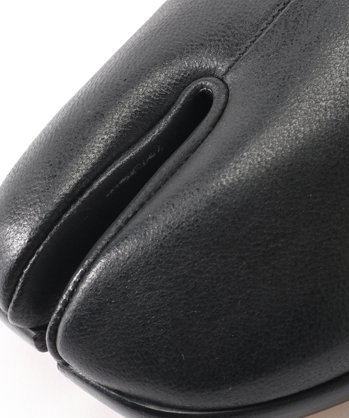 Maison Margiela（メゾンマルジェラ）の「Maison Margiela(メゾン マルジェラ) Tabi Babouche S57WR0051/PR058（スリッポン・メンズ・ブラック・43/42/41）」の6枚目の写真