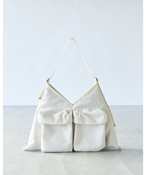 Woods（ウッズ）の「Woods/ポリエステルショルダーバッグ（ショルダーバッグ・レディース・ホワイト/ブラック・FREE）」の4枚目の写真