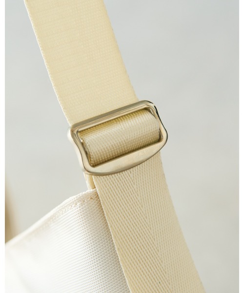 Woods（ウッズ）の「Woods/ポリエステルショルダーバッグ（ショルダーバッグ・レディース・ホワイト/ブラック・FREE）」の7枚目の写真