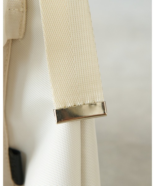 Woods（ウッズ）の「Woods/ポリエステルショルダーバッグ（ショルダーバッグ・レディース・ホワイト/ブラック・FREE）」の8枚目の写真