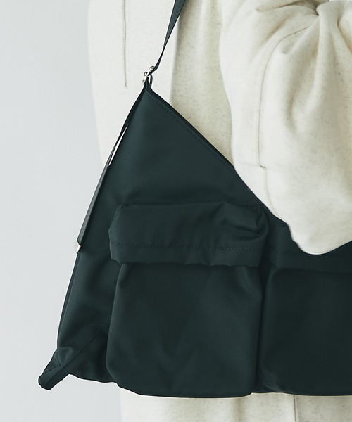 Woods（ウッズ）の「Woods/ポリエステルショルダーバッグ（ショルダーバッグ・レディース・ホワイト/ブラック・FREE）」の20枚目の写真