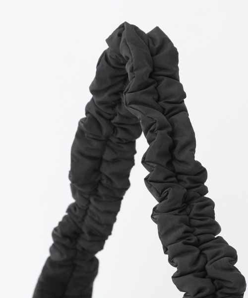 tiny tiny（ティニーティニー）の「サイド編み上げショルダーバッグ[tiny tiny(ティニーティニー)]（ショルダーバッグ・レディース・シルバー/ブラック/カーキ・FREE）」の9枚目の写真