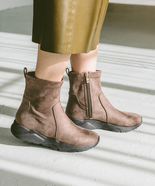 GLOBAL WORK（グローバルワーク）の「エアかる撥水スニーカーブーツ/142640（ブーツ・レディース・ブラック系/ベージュ/ブラウン/ブラック系9/アイボリー・LARGE/X-LARGE/MEDIUM/SMALL）」の4枚目の写真