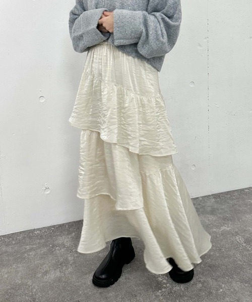 archives（アルシーヴ）の「グロッシーランダムティアードスカート（スカート・レディース・ベージュ/ブラック/アイボリー/オレンジ・MEDIUM）」の2枚目の写真